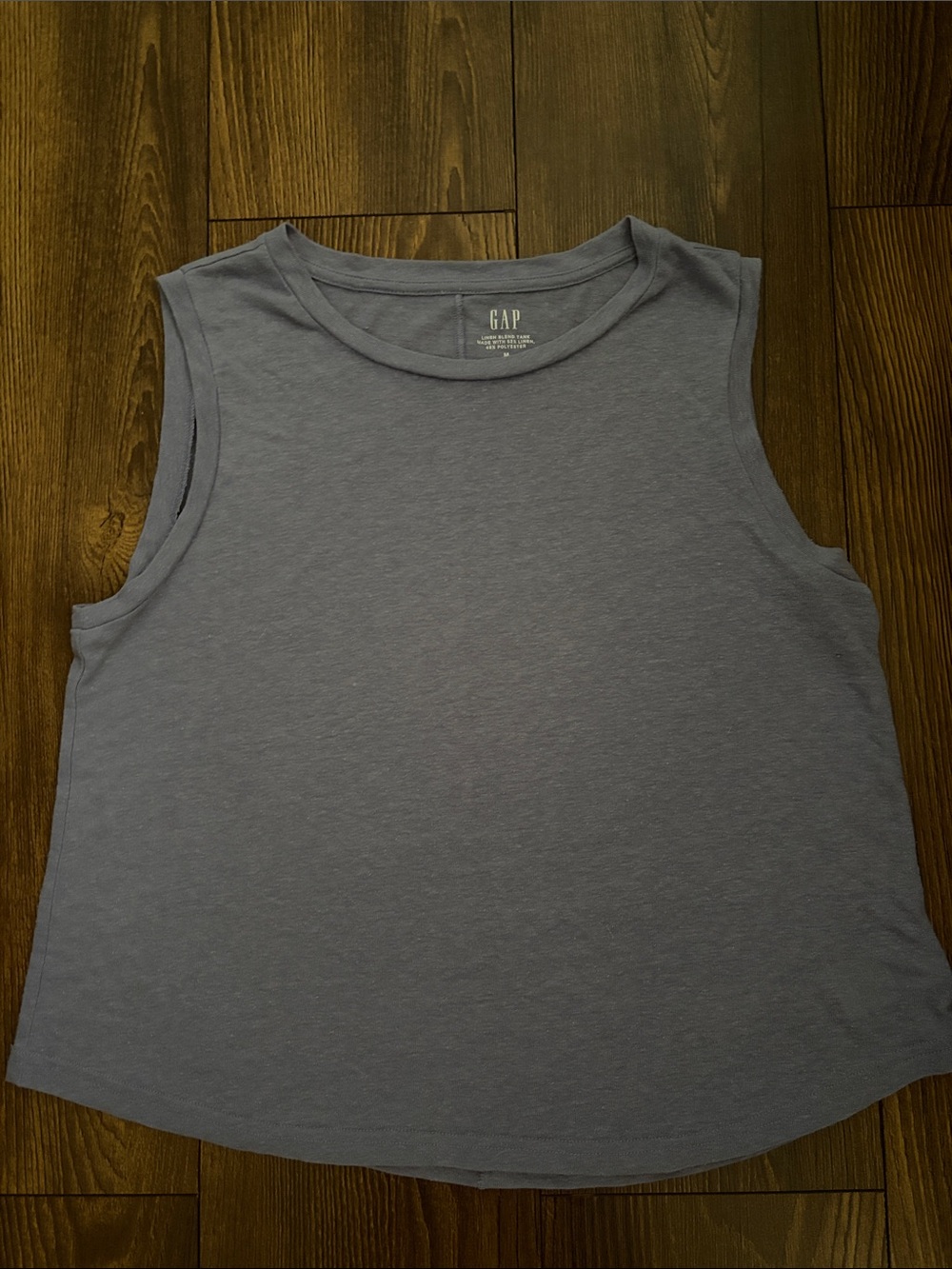 GAP Sleeveless Crewneck Tank Top —Lavender/light purple